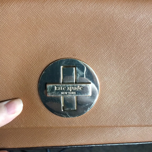 Beautiful Kate Spade crossbody - Picture 2 of 4